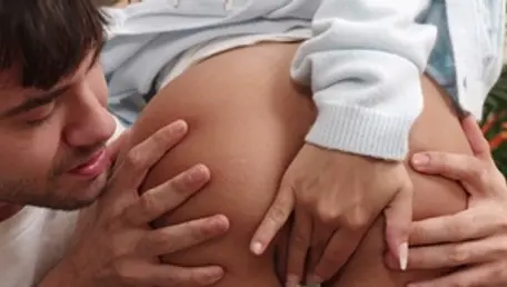 Bryan Gozzling: Sweet Pussy Pounding with Oiling
