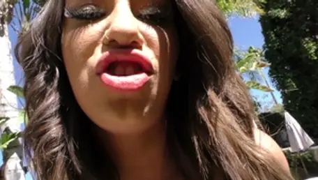 Hung Daddy Stretches Out Joseline’s Tight Hole