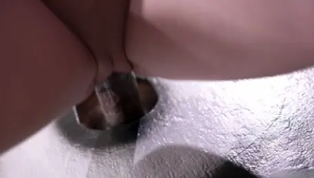 Gloryhole: Alaina's Escape to Glory Hole